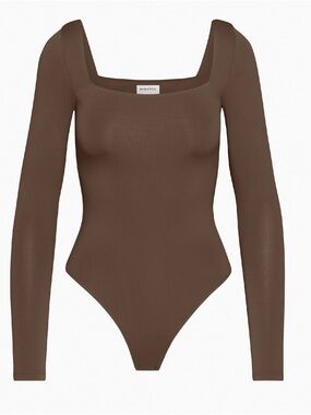 Aritzia Babaton Squareneck Longsleeve Bodysuit Small